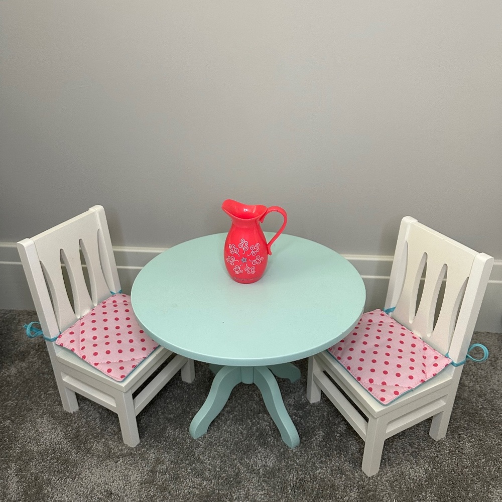 American girl doll table and 2 chairs with pitcher